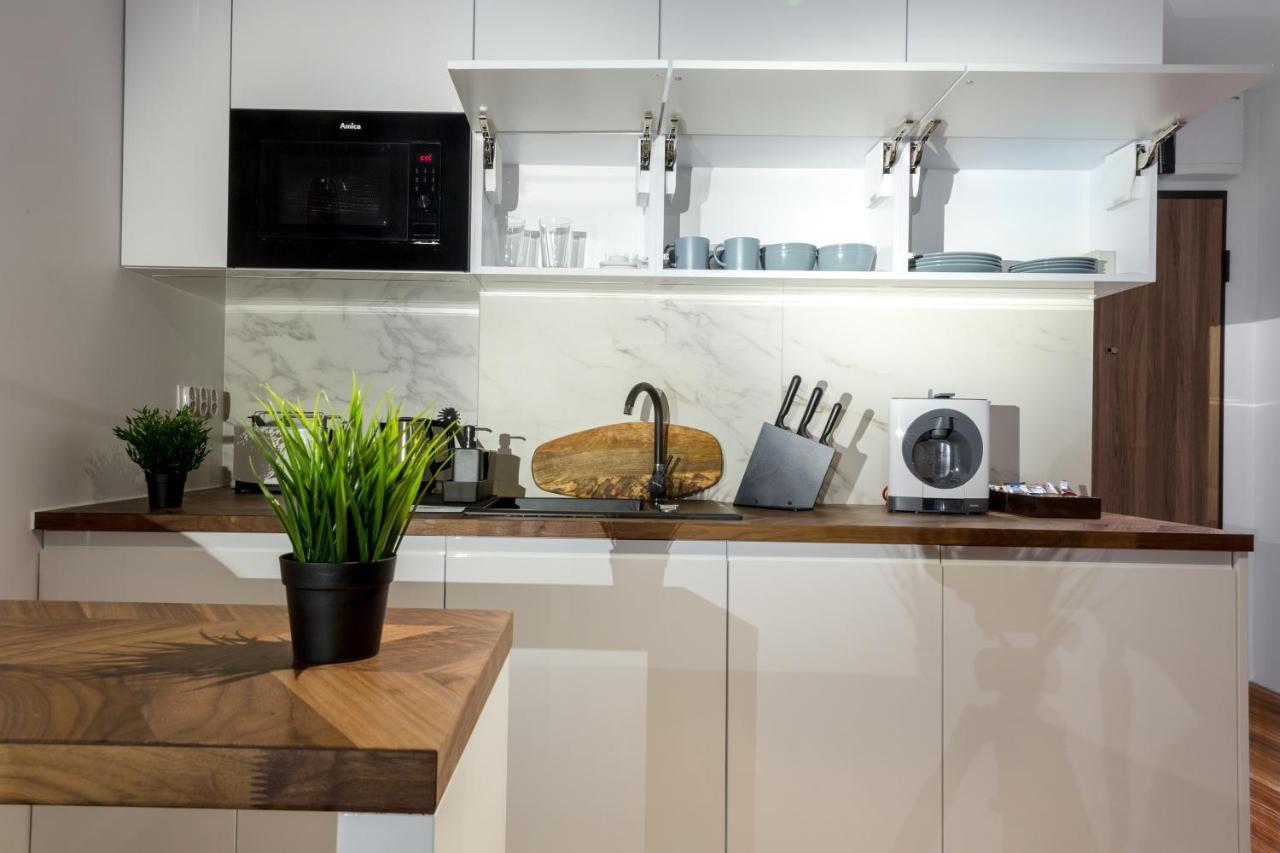 Sky Apartments بوزنان المظهر الخارجي الصورة