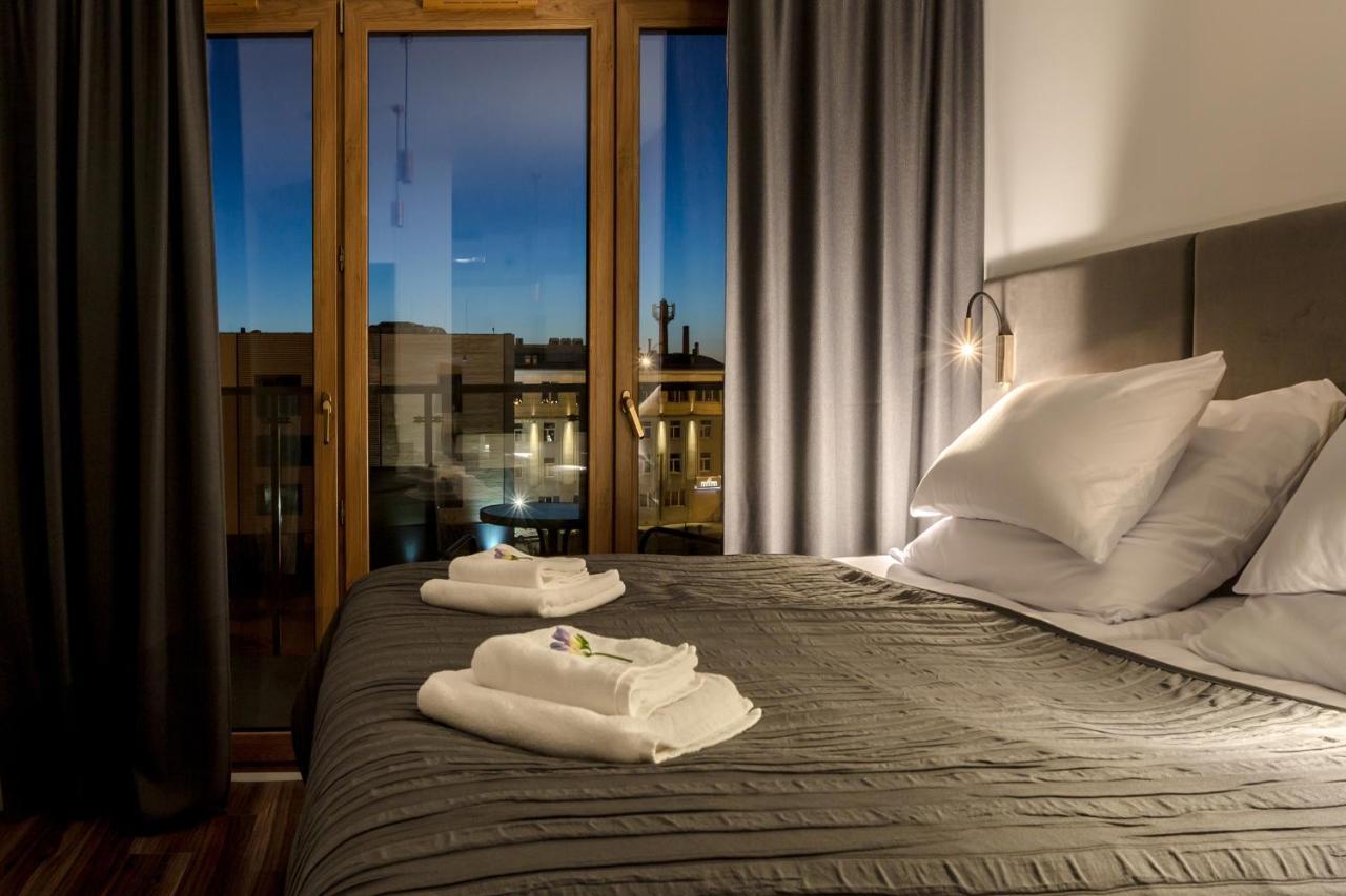 Sky Apartments بوزنان المظهر الخارجي الصورة